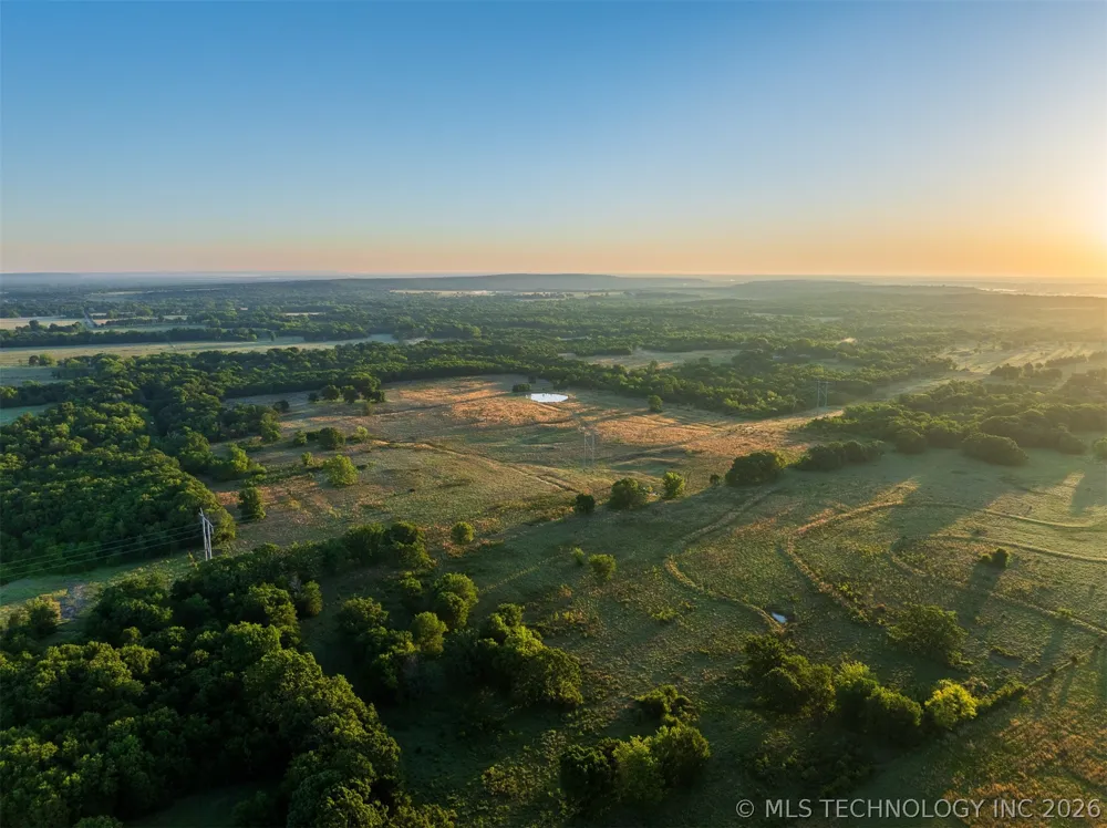 24751 S 200 ROAD Henryetta, OK 74437