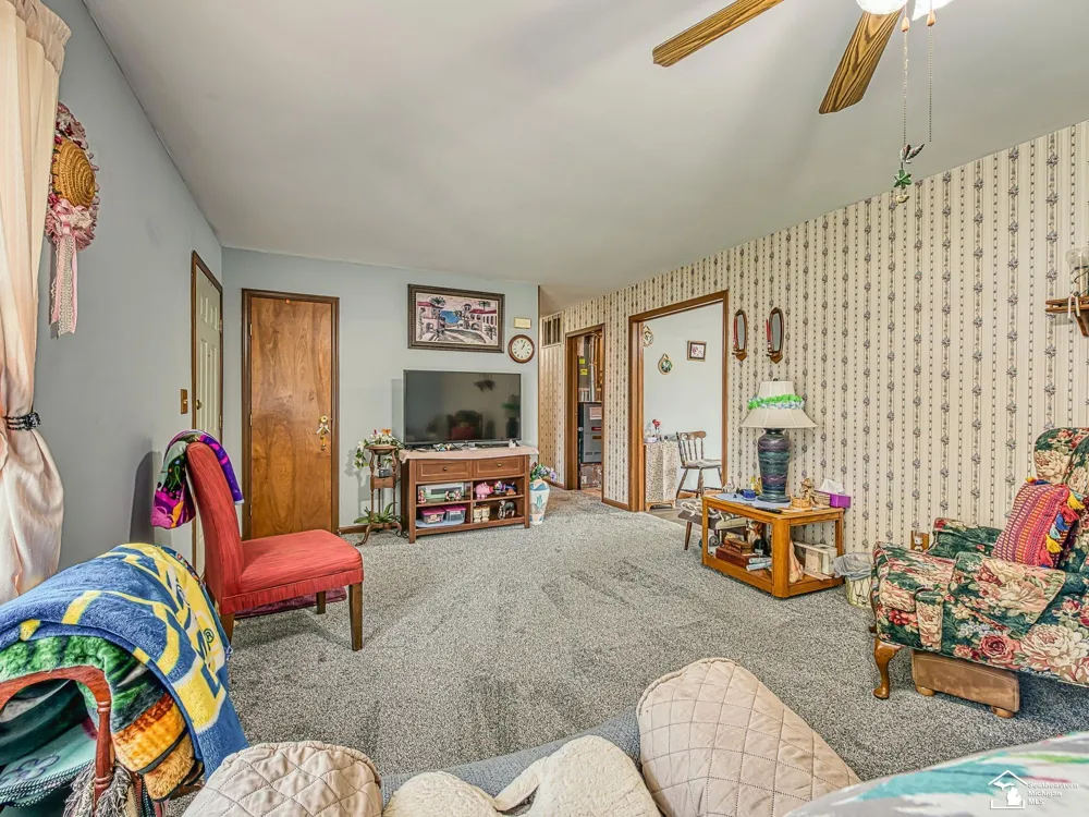 4972 Elm Street Frenchtown Township, MI 48166