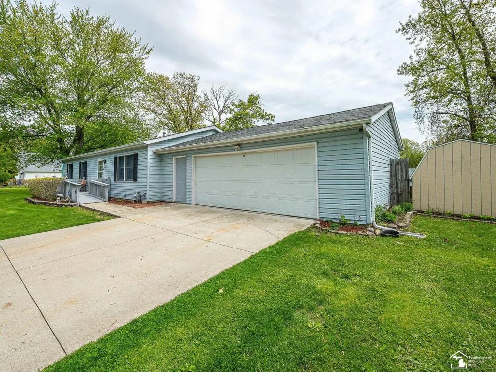 4972 Elm Street Frenchtown Township, MI 48166