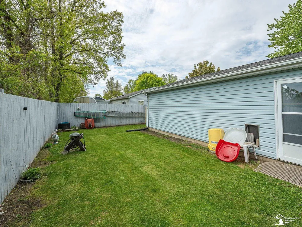 4972 Elm Street Frenchtown Township, MI 48166