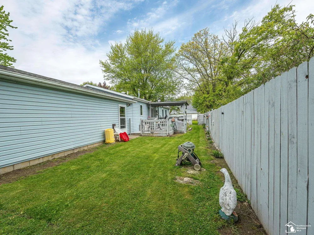 4972 Elm Street Frenchtown Township, MI 48166