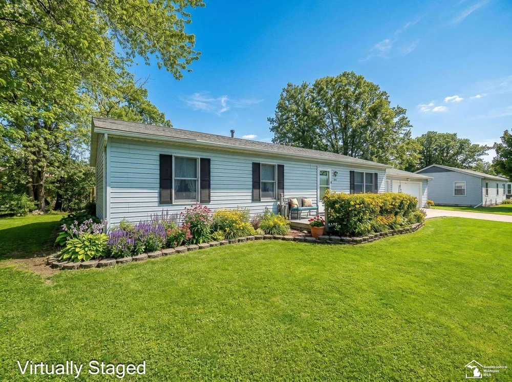4972 Elm Street Frenchtown Township, MI 48166