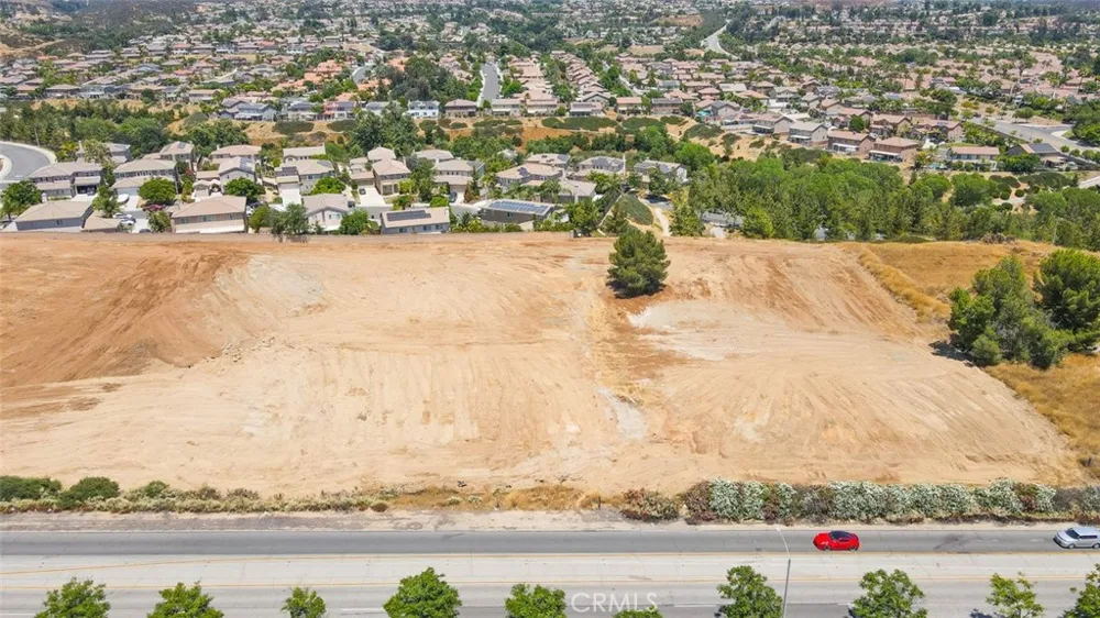 2 Jackson Ave Murrieta, CA 92562