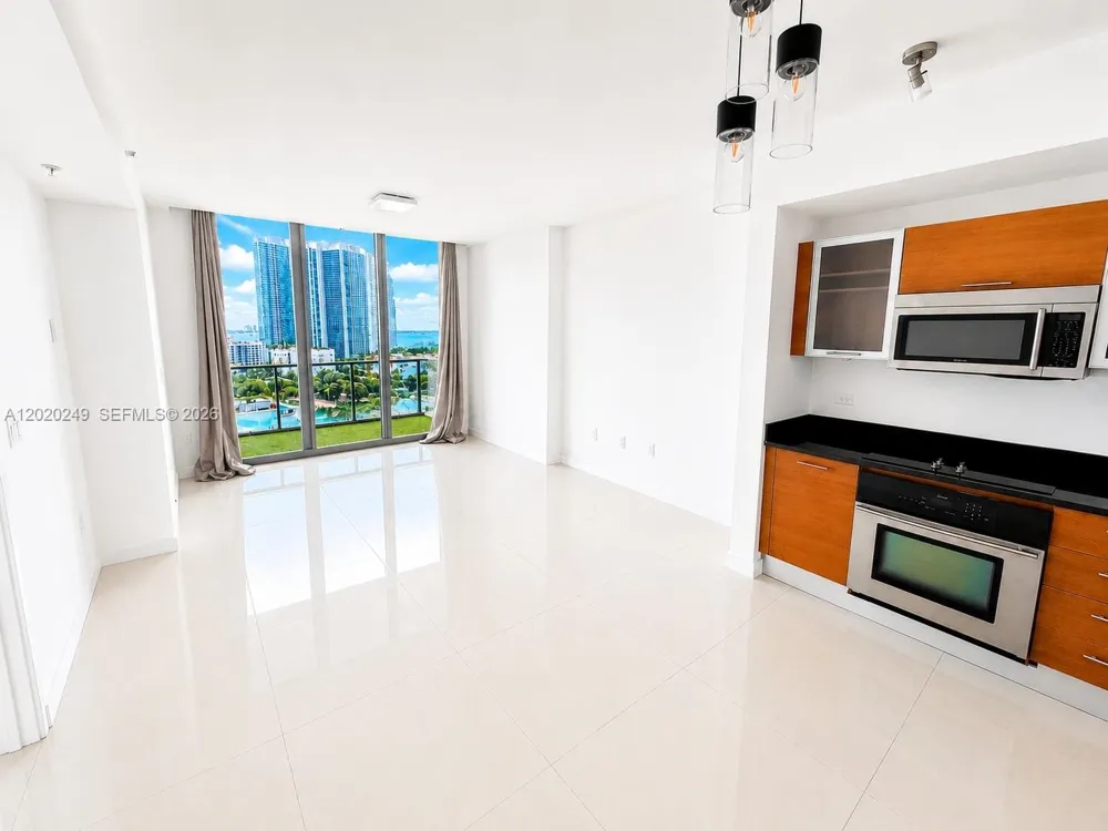 3470 E Coast Ave #H1712 Miami, FL 33137