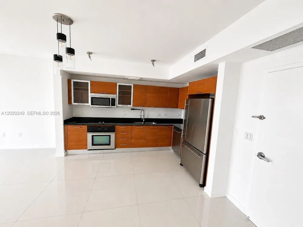 3470 E Coast Ave #H1712 Miami, FL 33137