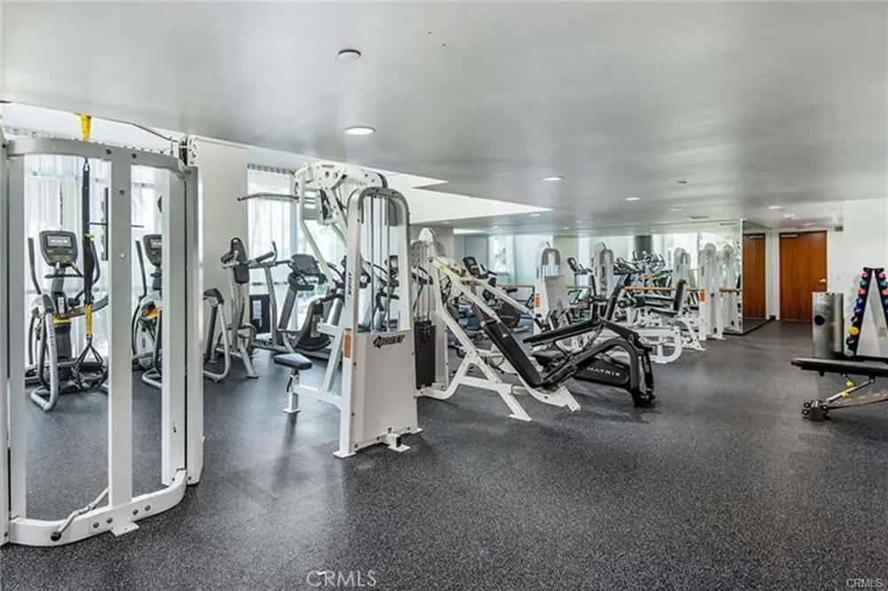 13650 Marina Pointe Drive #1506 Marina del Rey, CA 90292