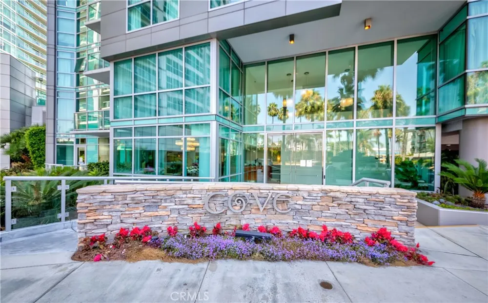 13650 Marina Pointe Drive #1506 Marina del Rey, CA 90292