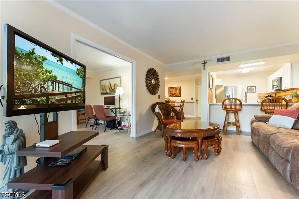 Key Drive #209 North Fort Myers, FL 33903