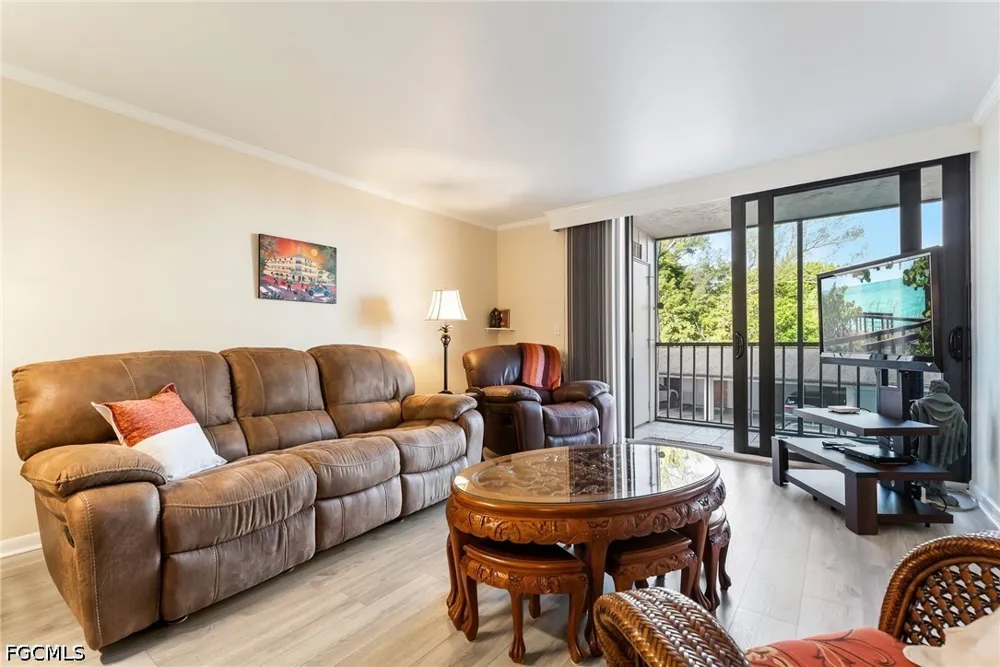 Key Drive #209 North Fort Myers, FL 33903