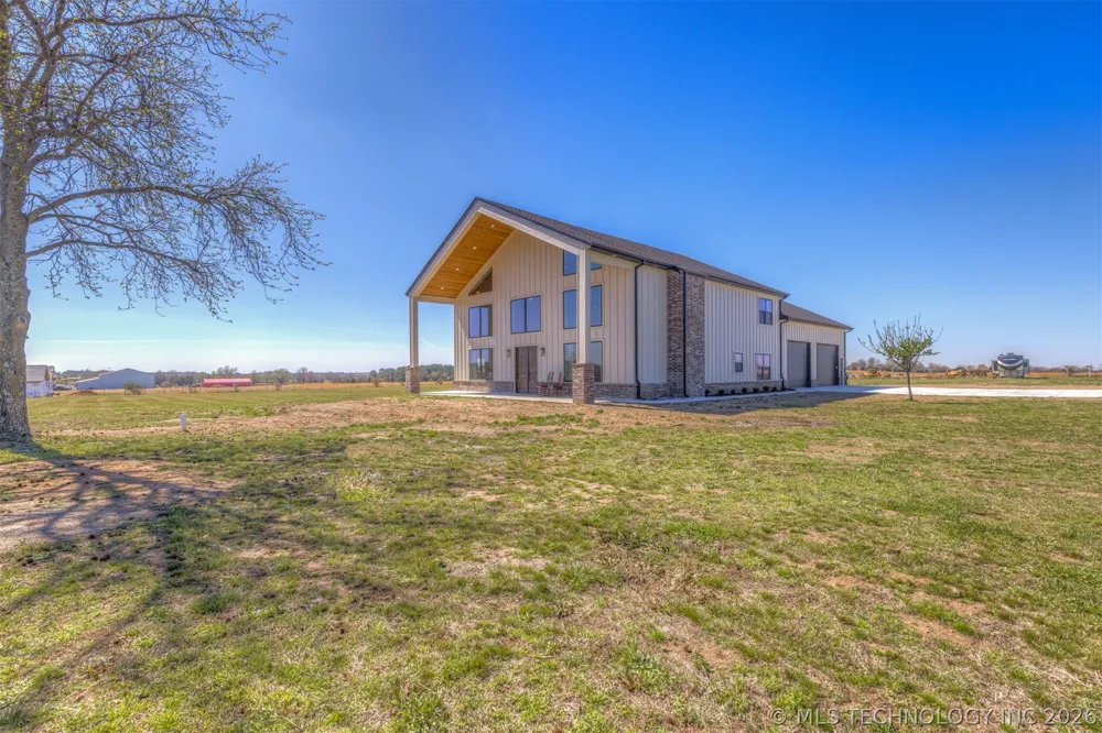 139172 State Highway 82 Tahlequah, OK 74464