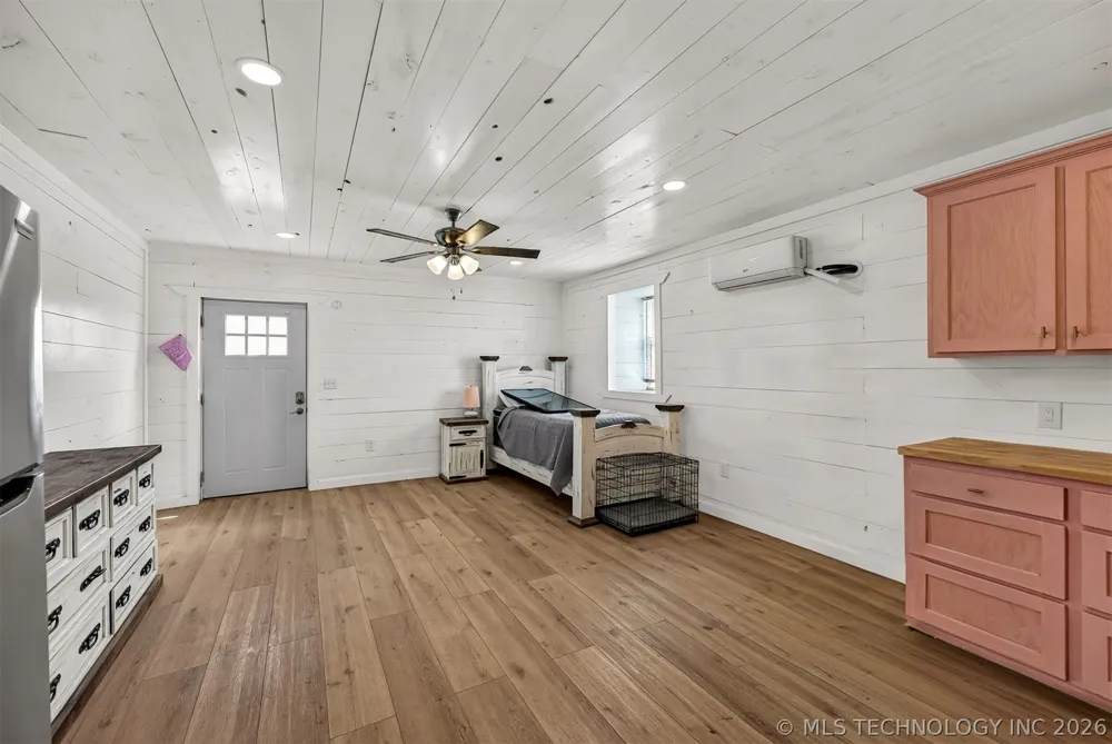 139172 State Highway 82 Tahlequah, OK 74464