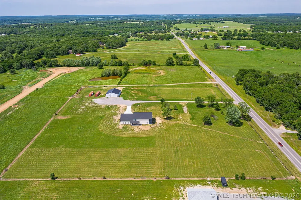 139172 State Highway 82 Tahlequah, OK 74464