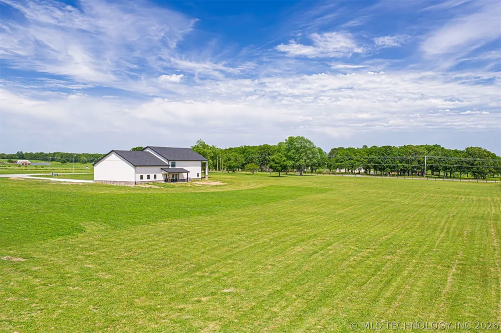 139172 State Highway 82 Tahlequah, OK 74464