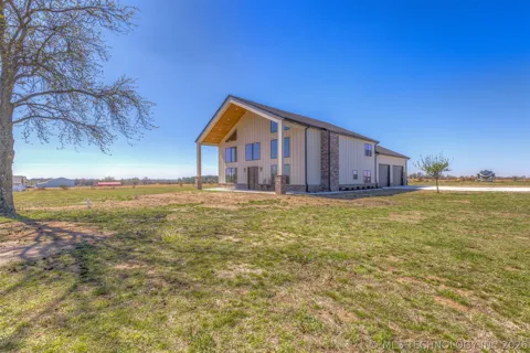 13917 State Highway 82