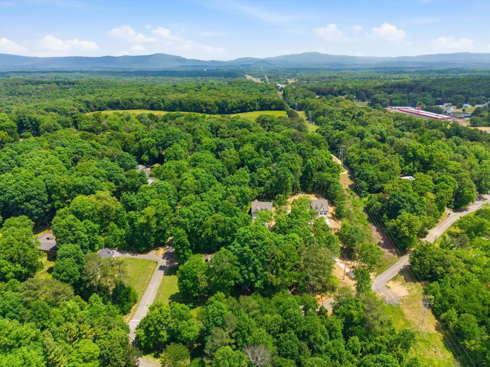 212 Hollow Road NE Cleveland, TN 37323