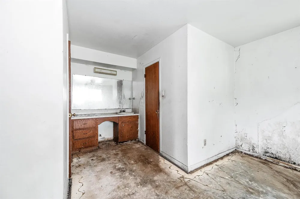 2719 Fm 524 Sweeny, TX 77480