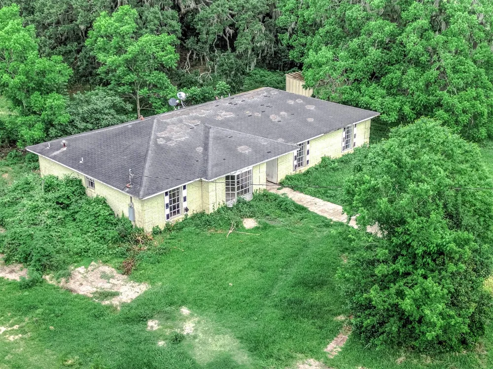 2719 Fm 524 Sweeny, TX 77480