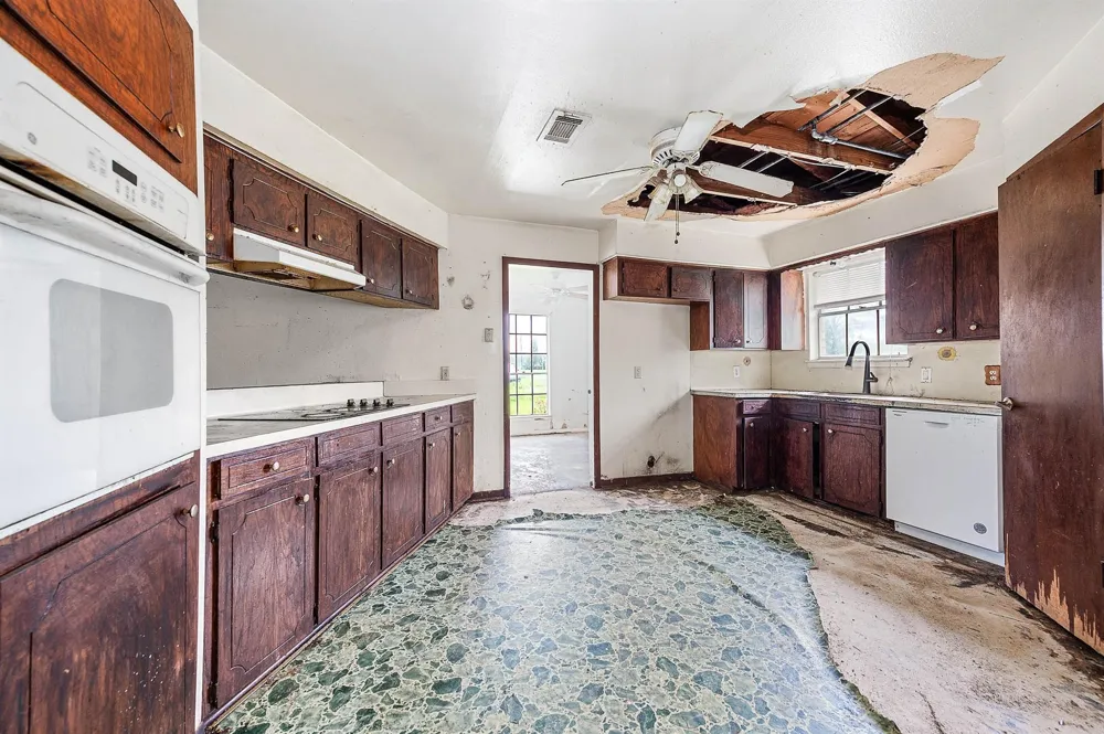 2719 Fm 524 Sweeny, TX 77480