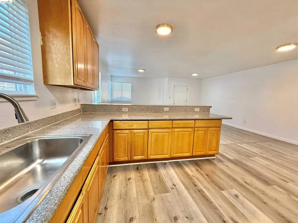 1317 Garvin Ave Richmond, CA 94801
