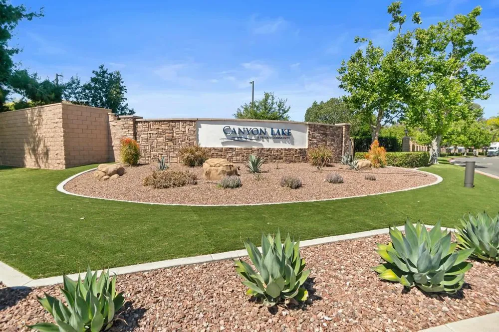 30194 White Wake Drive Canyon Lake, CA 92587