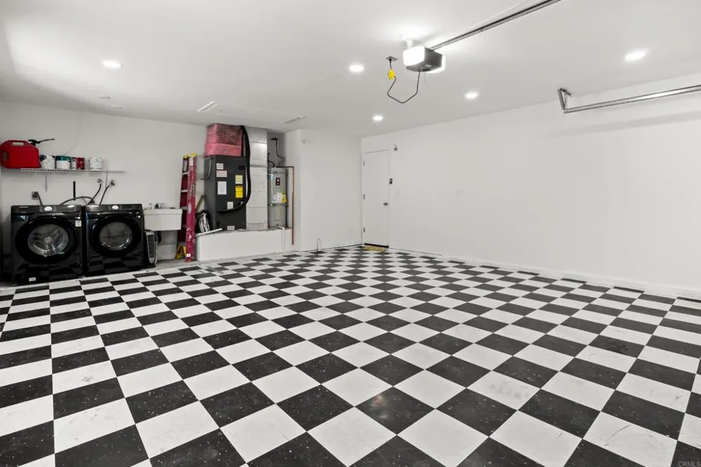 30194 White Wake Drive Canyon Lake, CA 92587