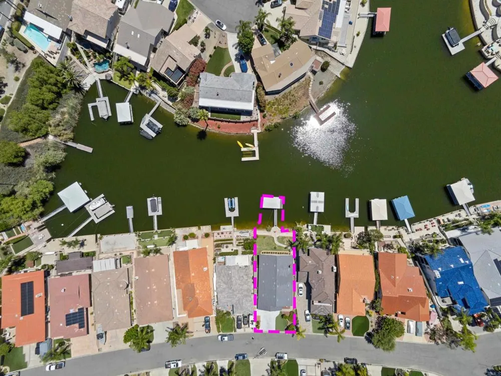 30194 White Wake Drive Canyon Lake, CA 92587