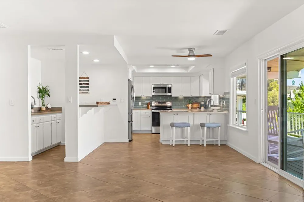30194 White Wake Drive Canyon Lake, CA 92587