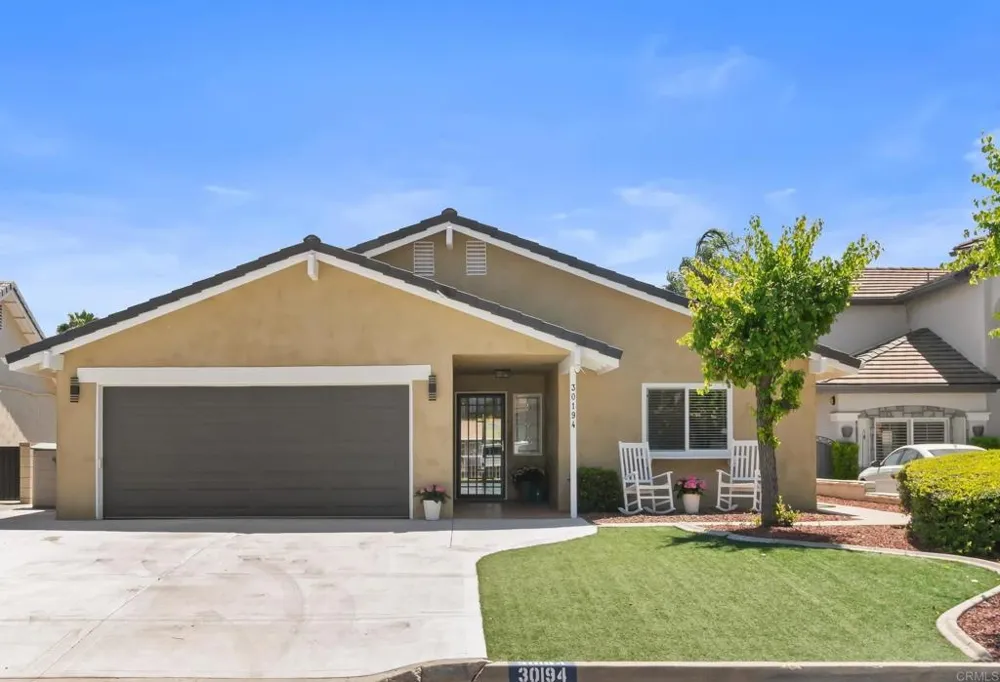 30194 White Wake Drive Canyon Lake, CA 92587