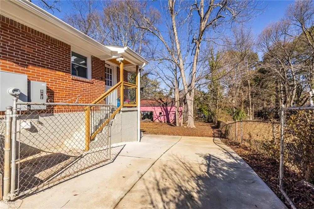 1122 Elaine Drive Forest Park, GA 30297