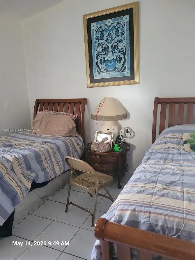 14239 SW 10th St Miami, FL 33184