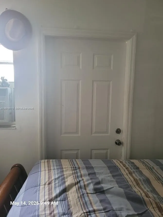 14239 SW 10th St Miami, FL 33184