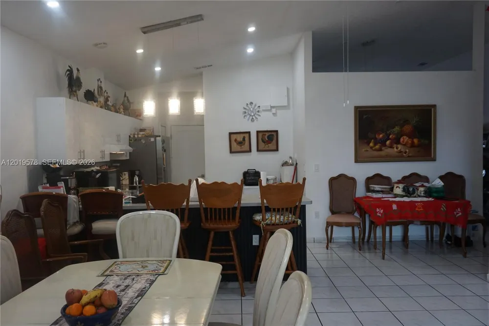 14239 SW 10th St Miami, FL 33184