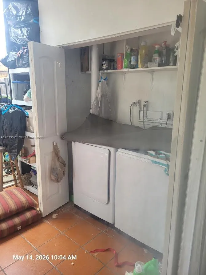 14239 SW 10th St Miami, FL 33184