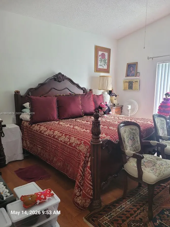 14239 SW 10th St Miami, FL 33184