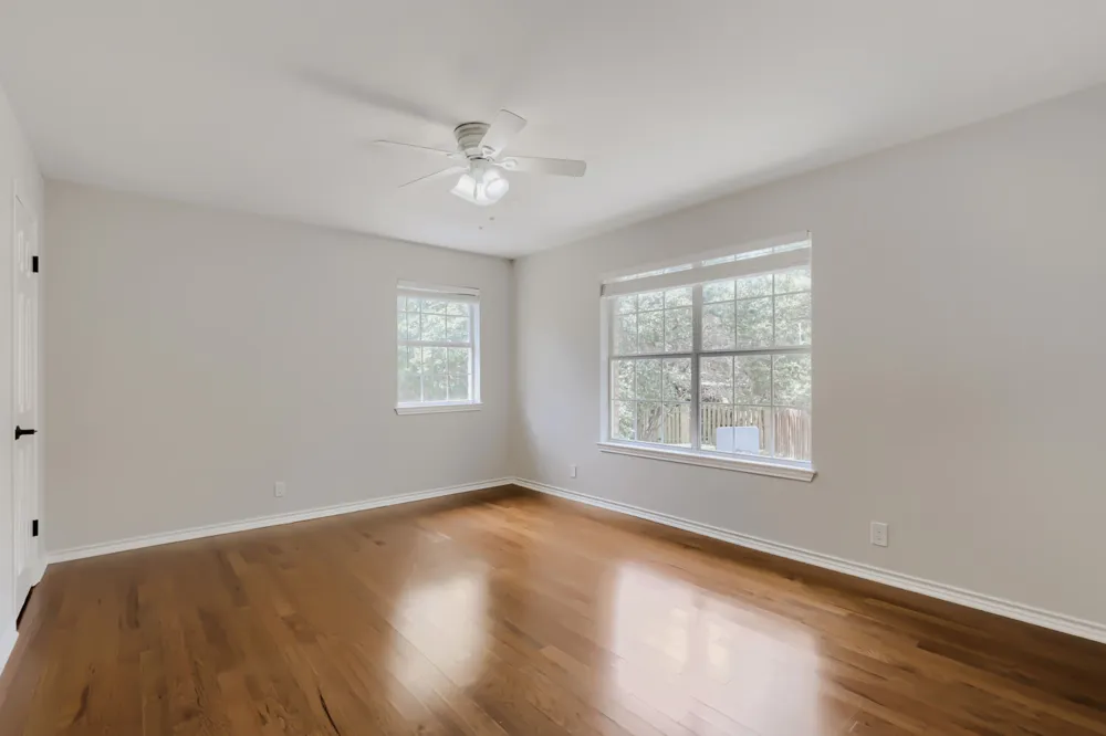 216 Sailors Run Lakeway, TX 78734