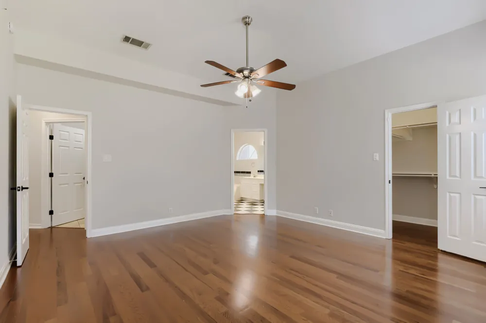 216 Sailors Run Lakeway, TX 78734