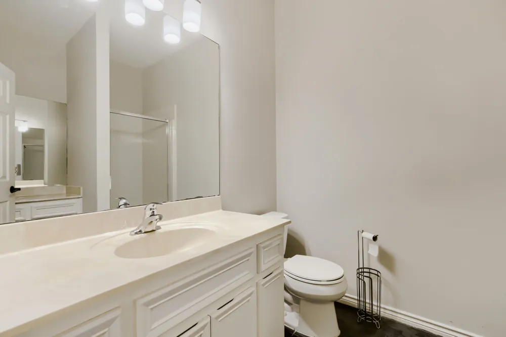216 Sailors Run Lakeway, TX 78734
