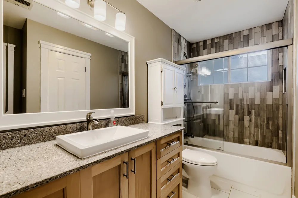 216 Sailors Run Lakeway, TX 78734
