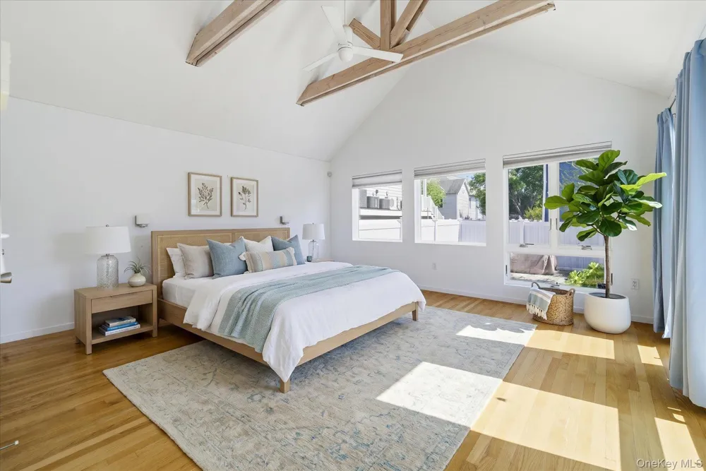 33 Bath Street Lido Beach, NY 11561