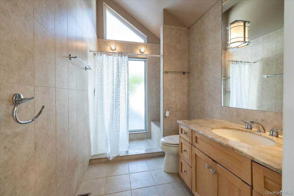 33 Bath Street Lido Beach, NY 11561