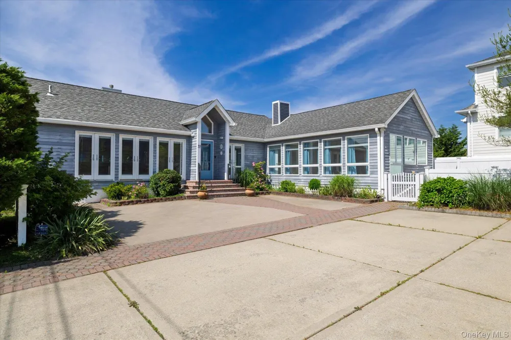 33 Bath Street Lido Beach, NY 11561