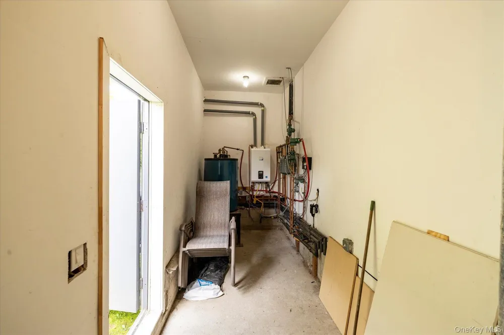 33 Bath Street Lido Beach, NY 11561
