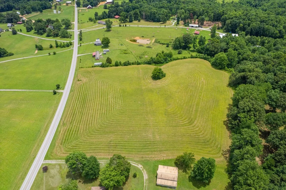 0 Campbellsville Pike Ethridge, TN 38456