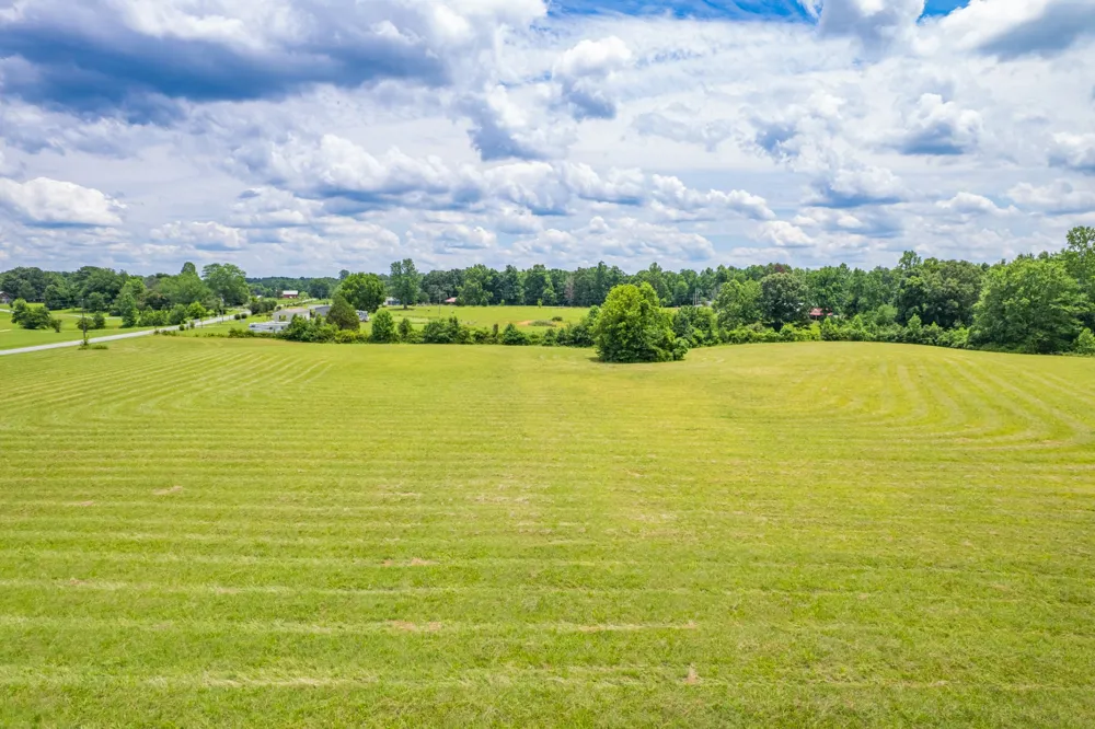 0 Campbellsville Pike Ethridge, TN 38456