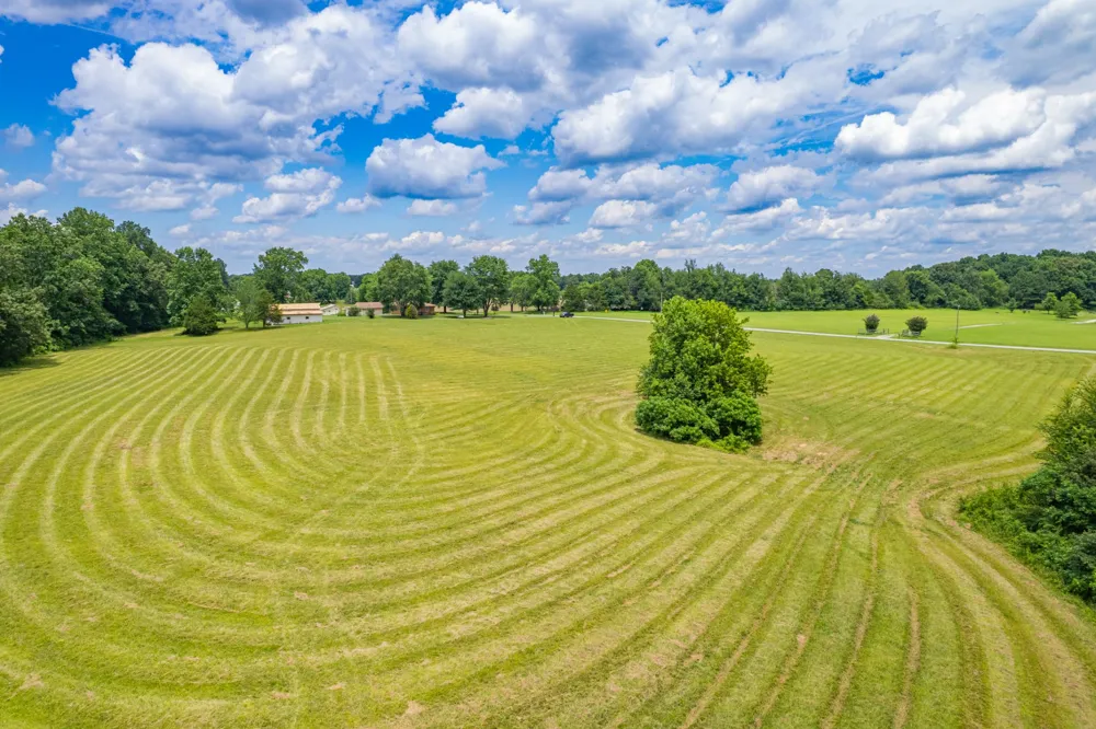 0 Campbellsville Pike Ethridge, TN 38456