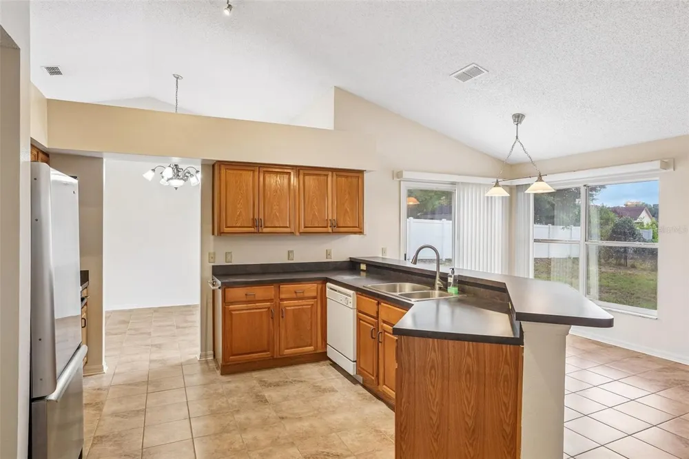 2596 ALCLOBE CIRCLE Ocoee, FL 34761