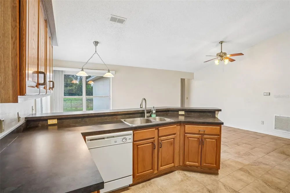 2596 ALCLOBE CIRCLE Ocoee, FL 34761