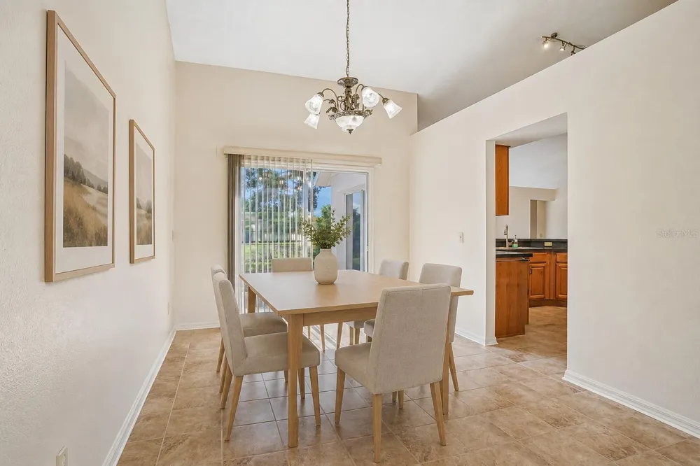 2596 ALCLOBE CIRCLE Ocoee, FL 34761