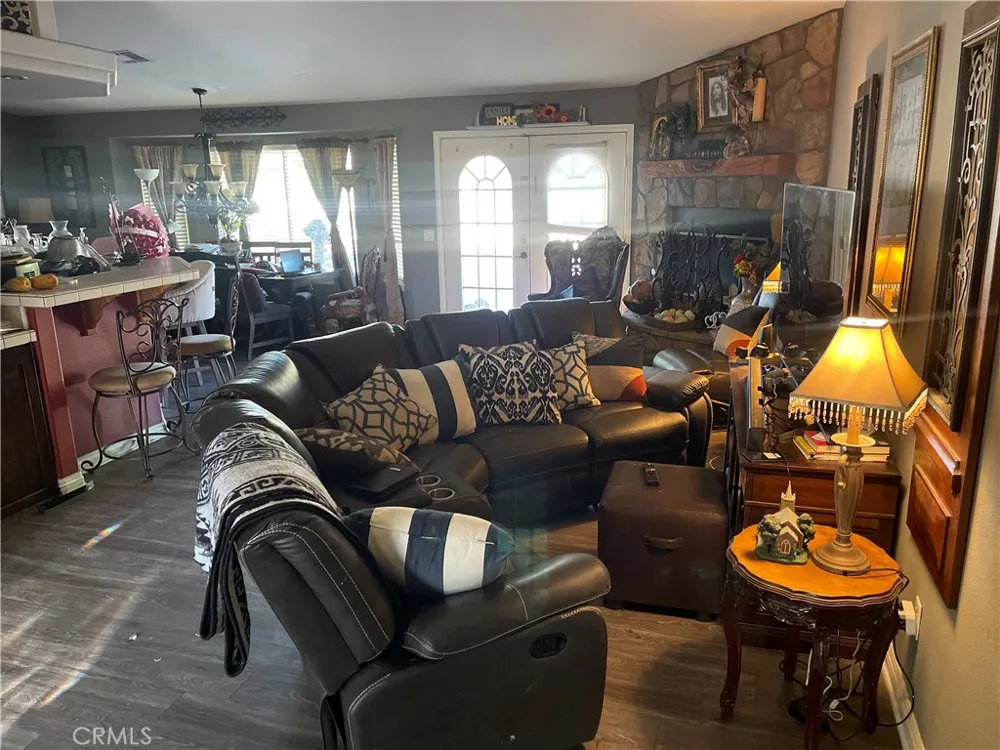8026 PRIMROSE AVENUE Oak Hills, CA 92344