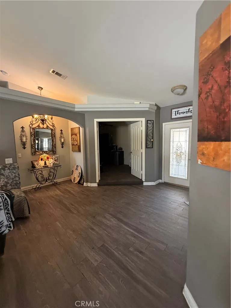 8026 PRIMROSE AVENUE Oak Hills, CA 92344